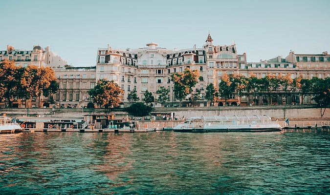 Seine River Paris: Curiosities, Boat Tours, and Hotels on the Riverbanks