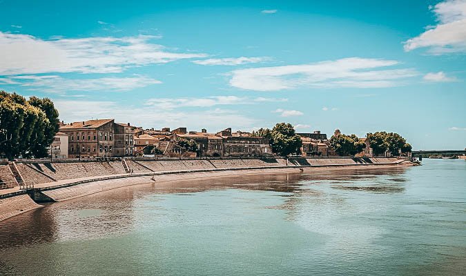 Trains from Arles