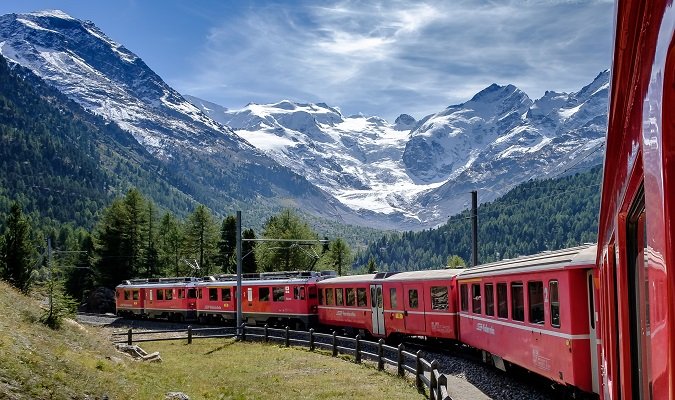 Train from Switzerland to Italy Photo