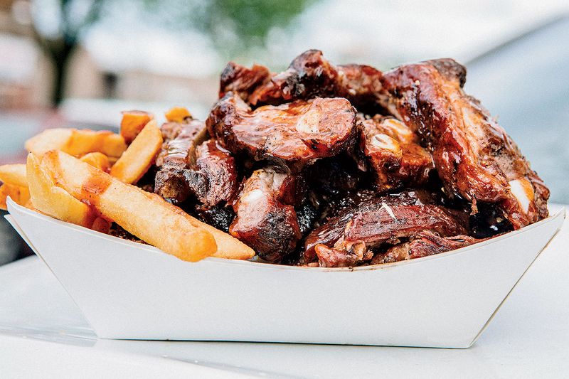Lem's Bar-B-Q: South Side Legend