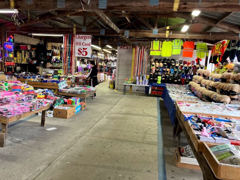 U.S. 1 Metro Flea Market (West Columbia)