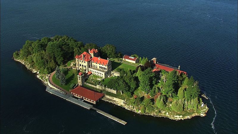 Singer Castle - Secret Passages & Spies