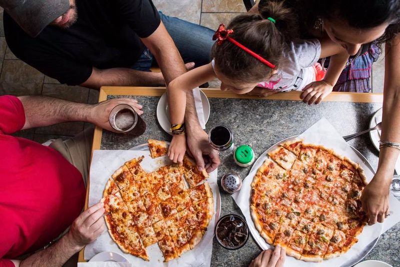 Sammy's Pizza (Minot)