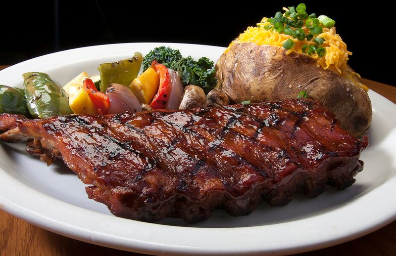 Bobby Q: Upscale BBQ in Desert Digs
