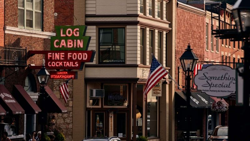 Log Cabin Steakhouse (Galena)