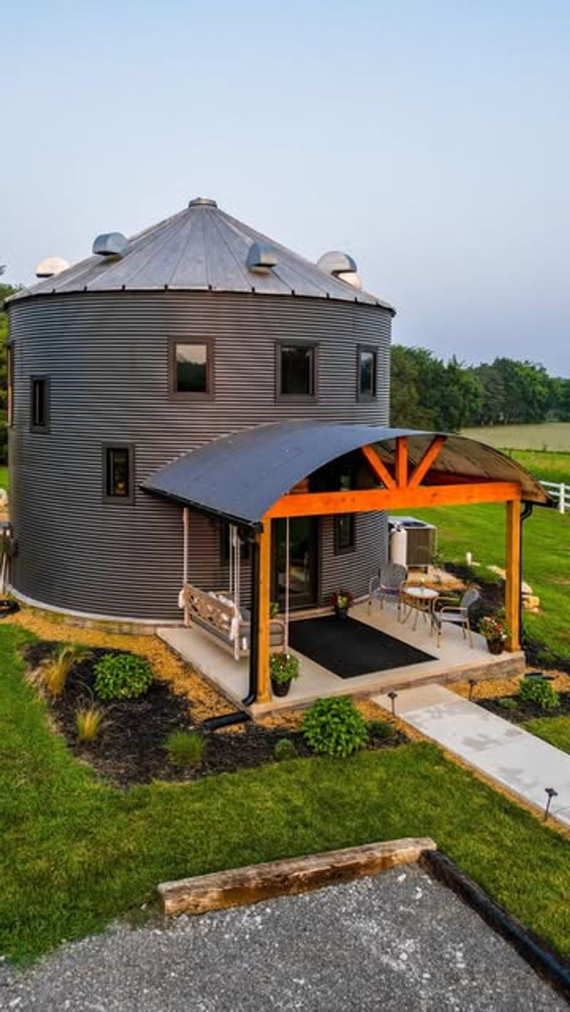 The Silos Restaurant – Elma