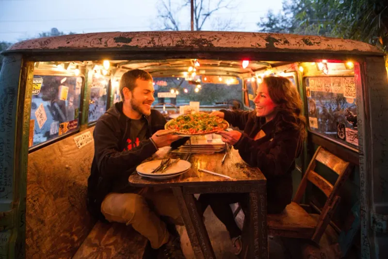 Satchel's Pizza – Gainesville
