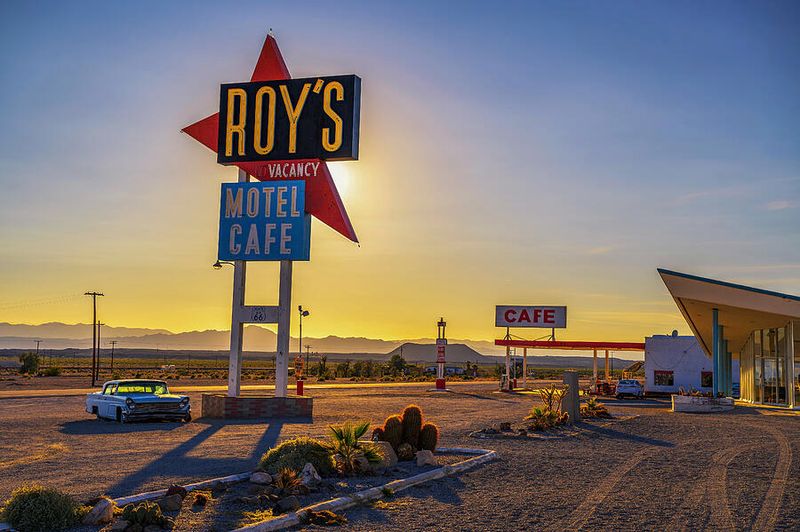 Roy's Motel And Café Amboy California