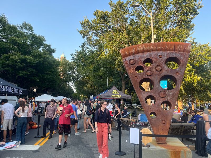 Take Part In New Haven's 10th Annual Apizza Feast