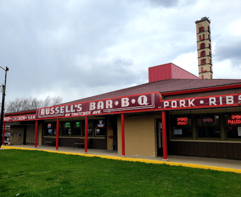 Russell's Barbecue (Elmwood Park)
