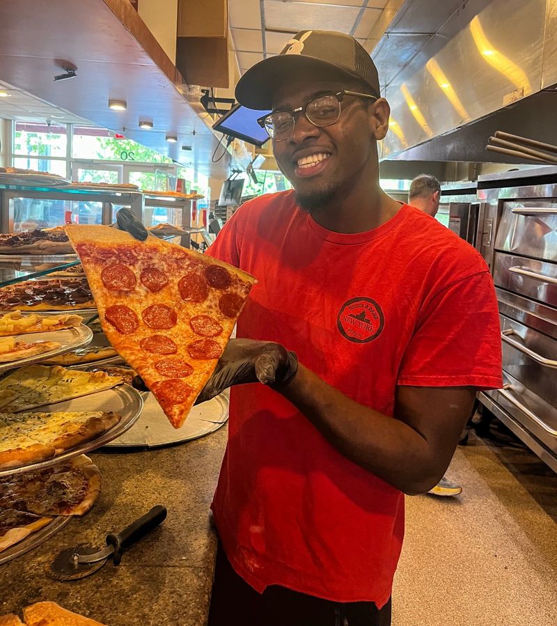 Eddie & Sam's N.Y. Pizza – Tampa