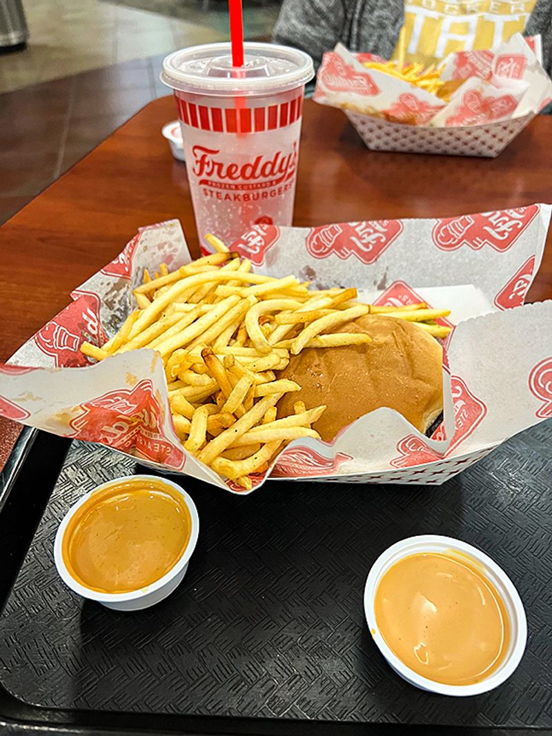 Freddy's Frozen Custard & Steakburgers