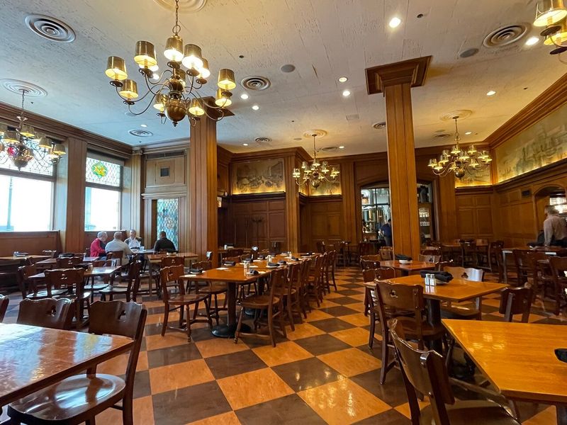 The Berghoff (Chicago)