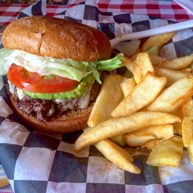Huey's (Memphis)