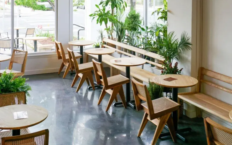 Cafe Ceres: Mediterranean-Inspired Bagels in Linden Hills