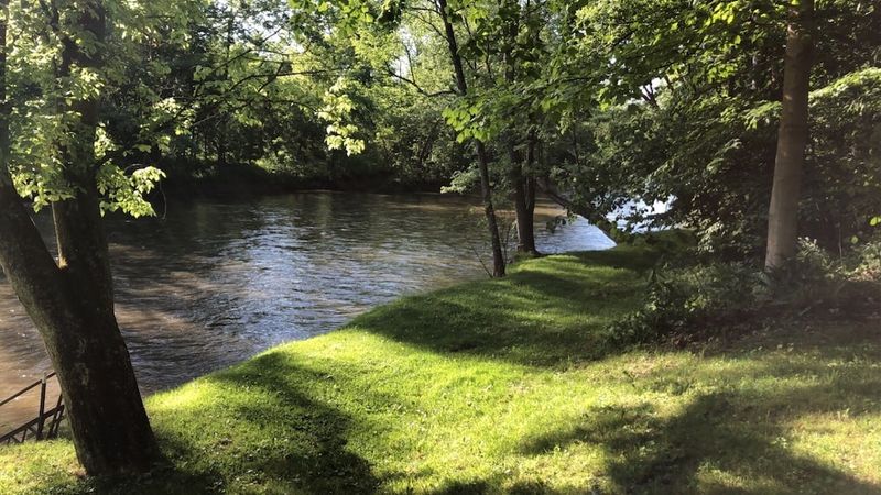 Tana’s Riverfront Getaway (Loudonville — Mohican River)