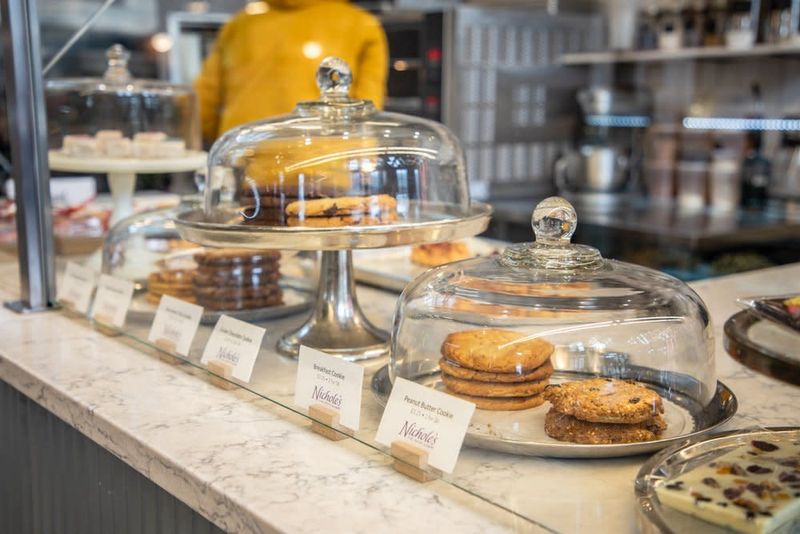 Nichole's Fine Pastry & Café