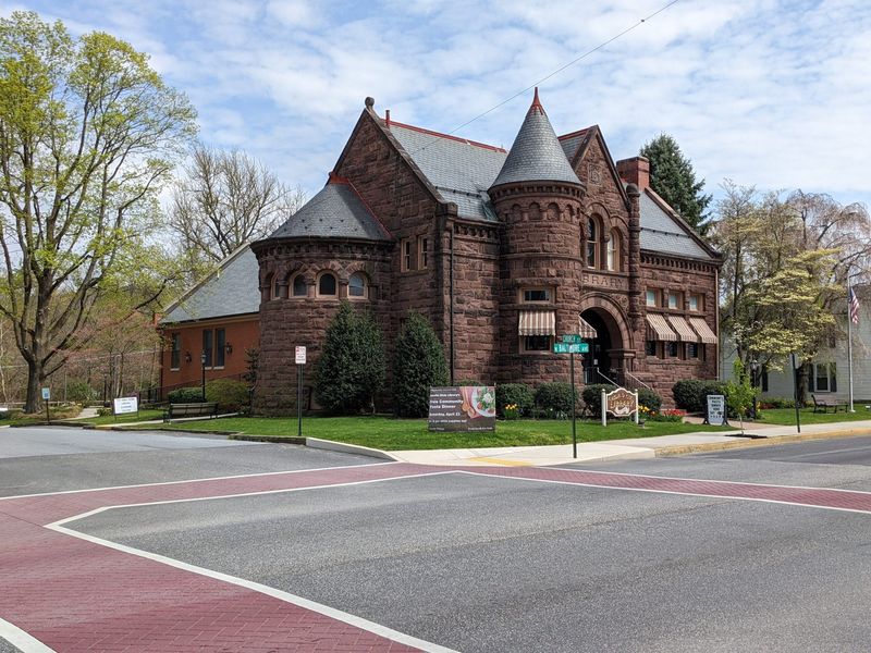 Mount Holly Springs