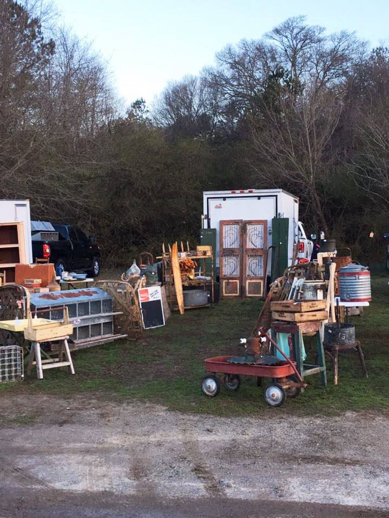 Greenwood Flea Market & Jockey Lot (Donalds/Greenwood)