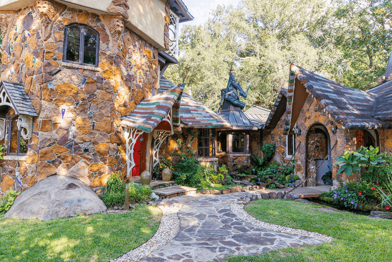 Enchanted Gardens and Courtyards