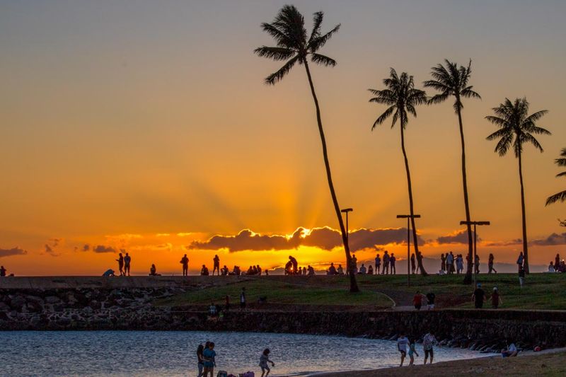 Magic Island At Ala Moana Beach Park (O‘ahu)