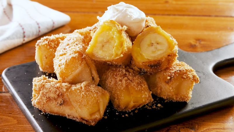 Banana Pudding Egg Rolls