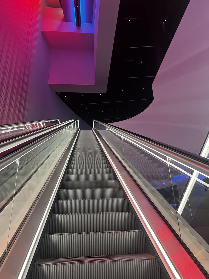 Steep Seating Bowls With Long Escalators