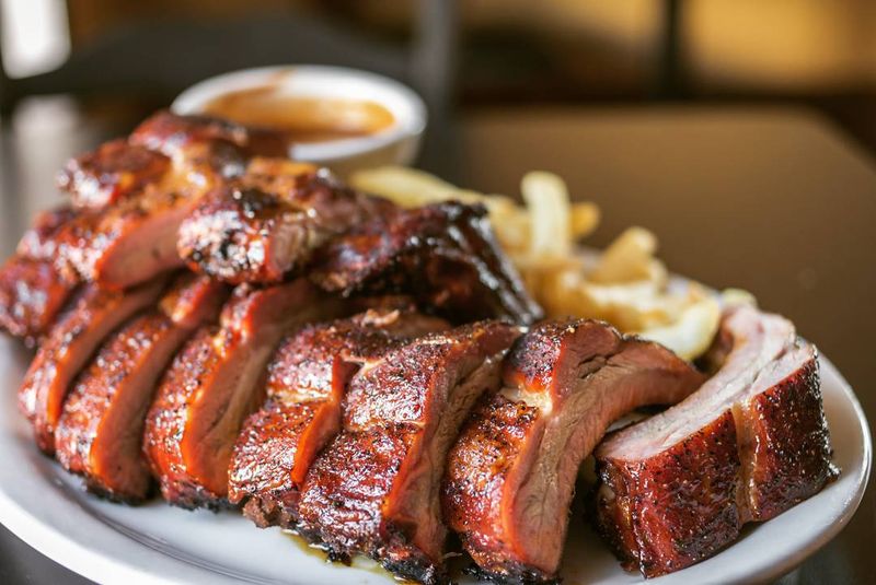 Big Ed's BBQ: Waukegan Wonder