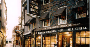 reasons why the Union Oyster House has charmed travelers for nearly two centuries